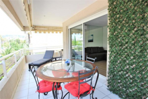 Appartement climatisé bord de mer Palm beach avec grande terrasse